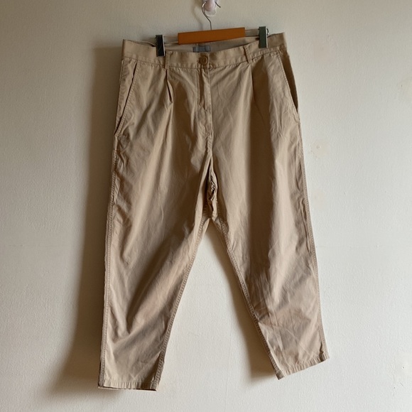 COS cream cropped baggy chino pants - Picture 2 of 13